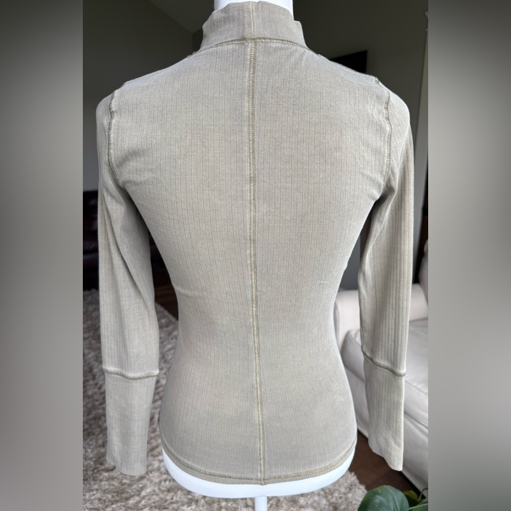 Free People Army Green Turtleneck Top, Size Small - Picture 3 of 6